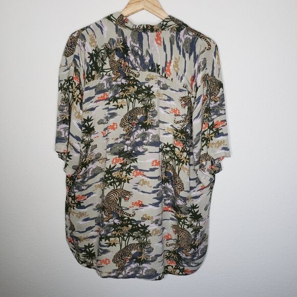 Urban Outfitters Mens Sz S Tiger Patterned Beachy Button Front Collared Shirt - Picture 2 of 8